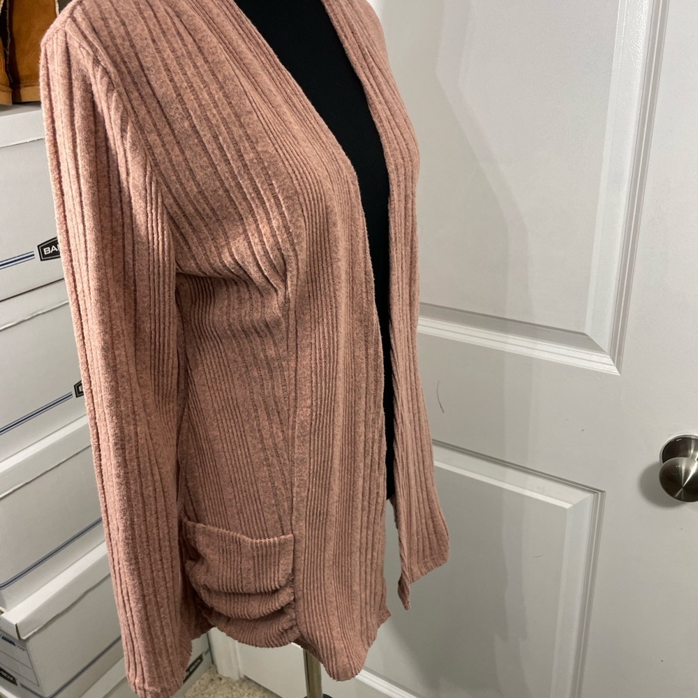 Emory Rose Women's Pink Ribbed Sweater Size Medium CB-111 - Picture 5 of 6